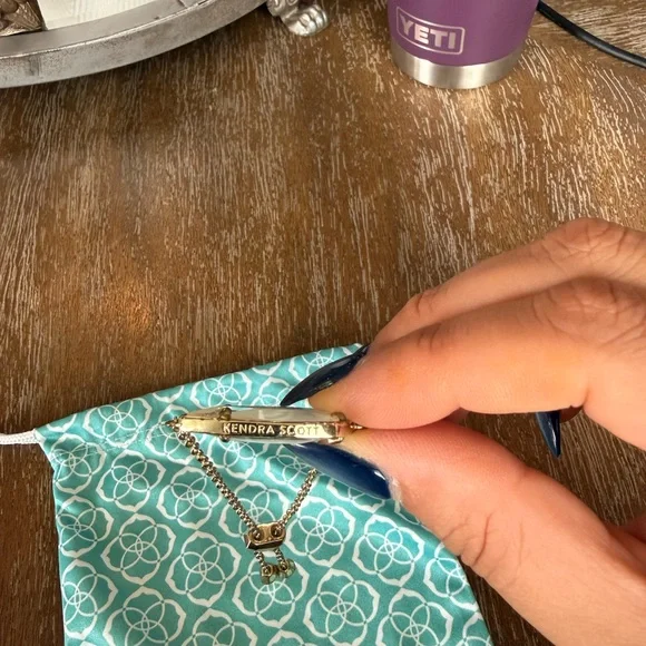 Kendra Scott Cambel Bracelet in Abalone - Picture 6 of 8